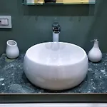 Pisadog Luxury Beb Bed & Breakfast *